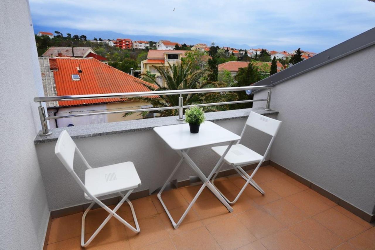 Apartment Avada Novalja Kültér fotó