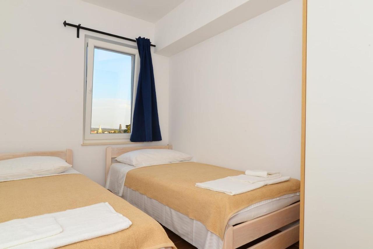 Apartment Avada Novalja Kültér fotó