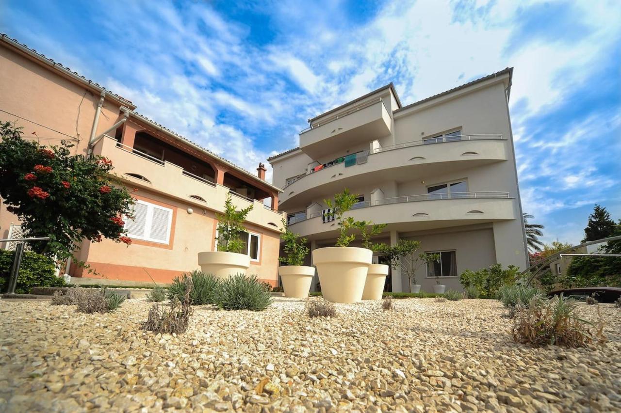 Apartment Avada Novalja Kültér fotó