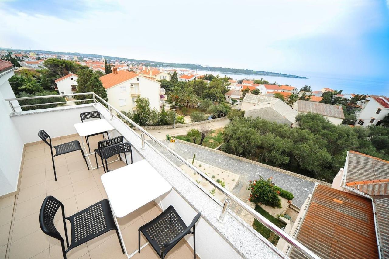 Apartment Avada Novalja Kültér fotó