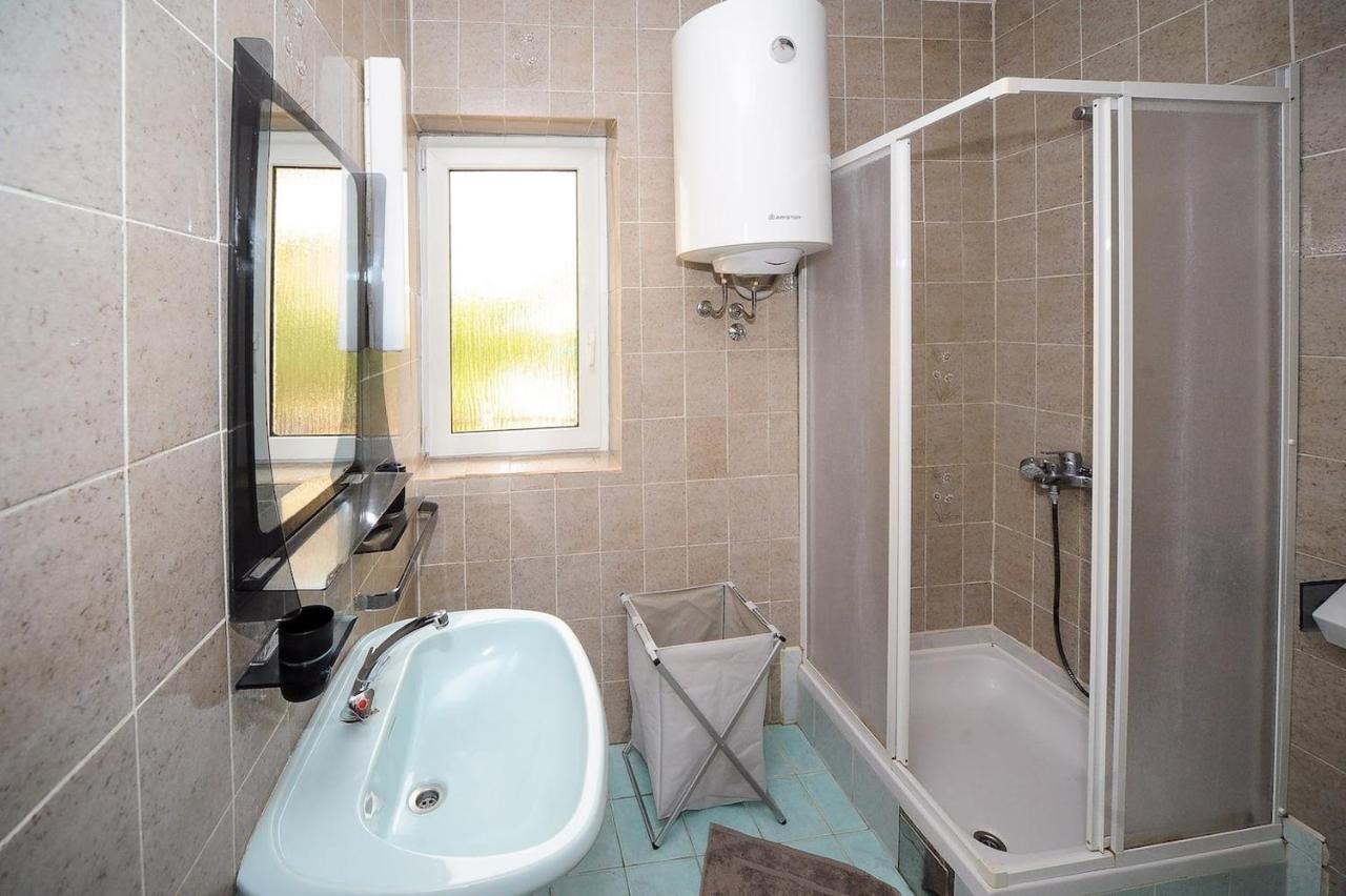 Apartment Avada Novalja Kültér fotó